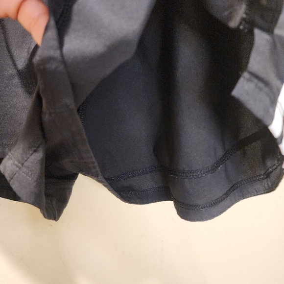 Adidas 3 stripes Black Women's Athletic Short size L - Picture 4 of 10